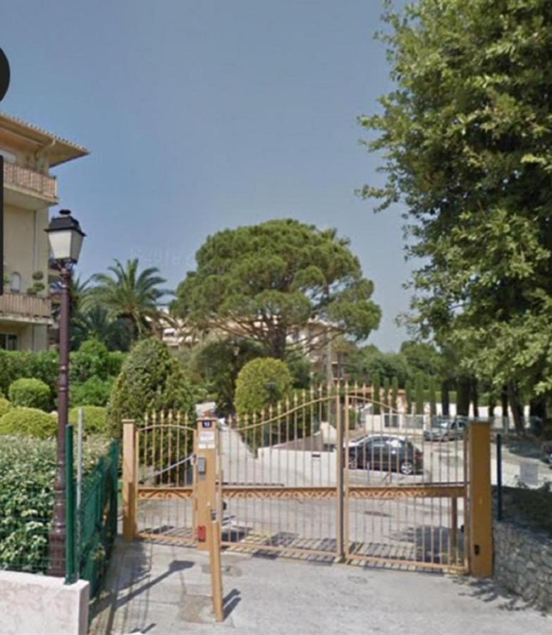 Saint-Tropez Apartment Luaran gambar